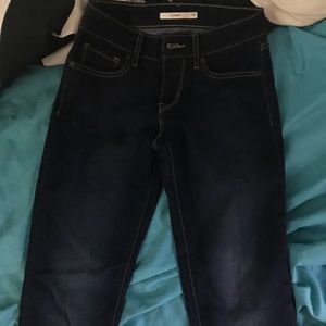 Levi 711 skinny jeans